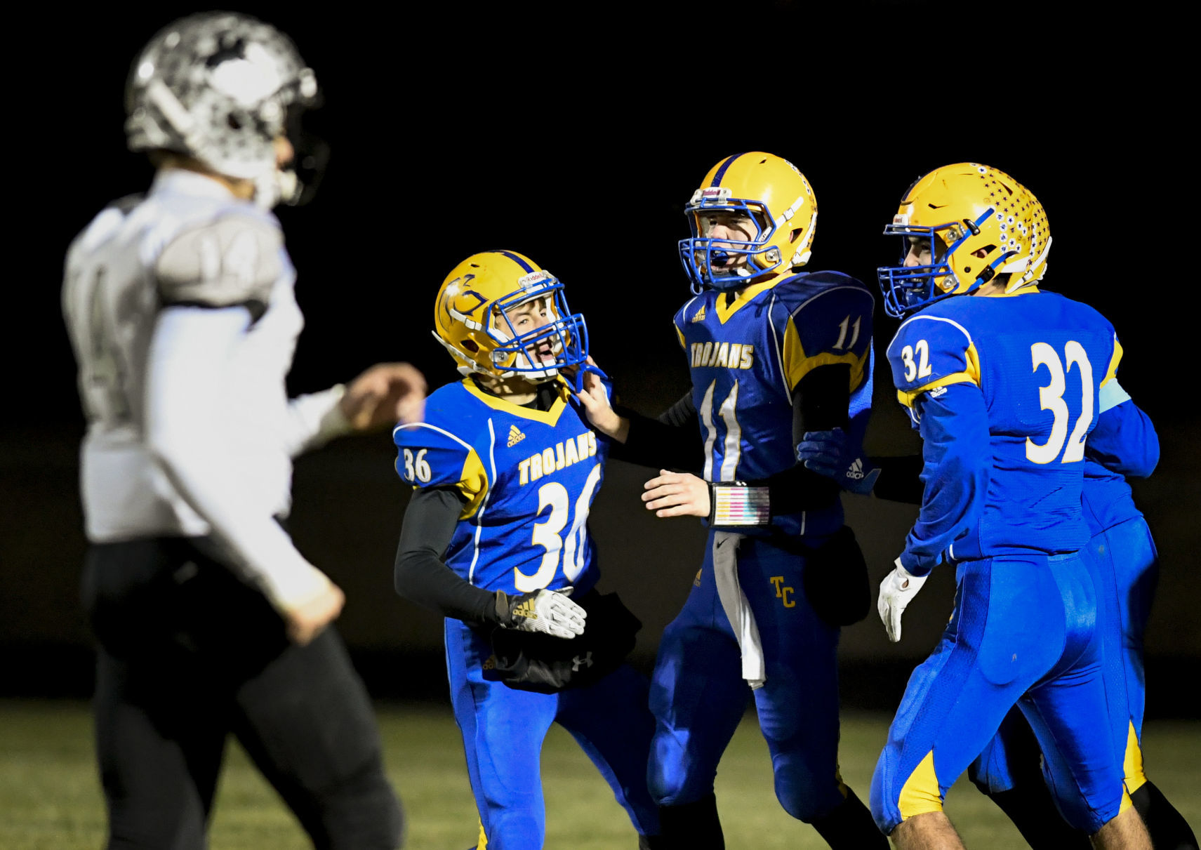 Tri-County vs. Elmwood-Murdock, 11.6